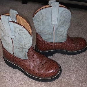 Women’s ARIAT Boots 7.5